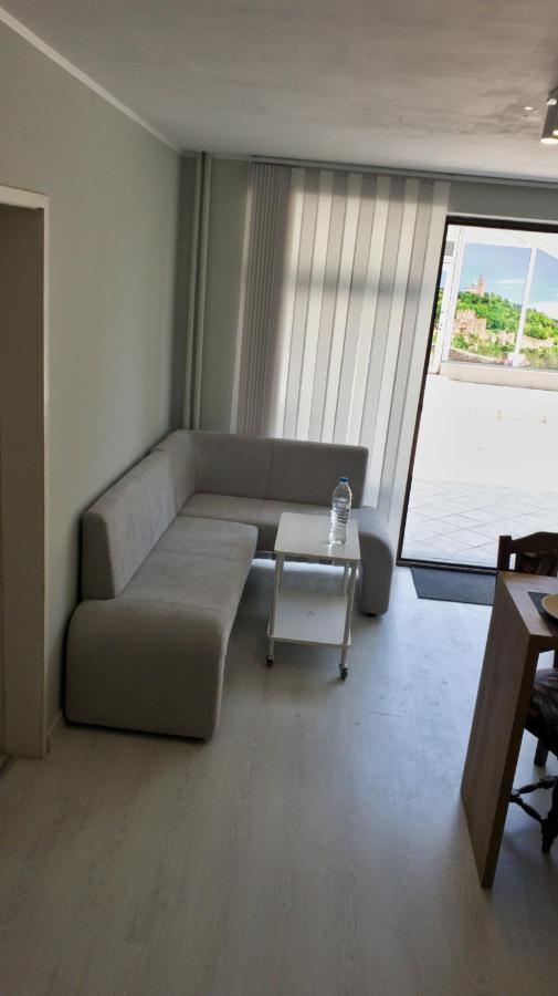 Cozy Studio Near The Park With Huge Verandah. Veliko Tarnovo Eksteriør billede